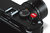 Leica Bouton de déclencheur / Pin's "LEICA", 8mm, rouge